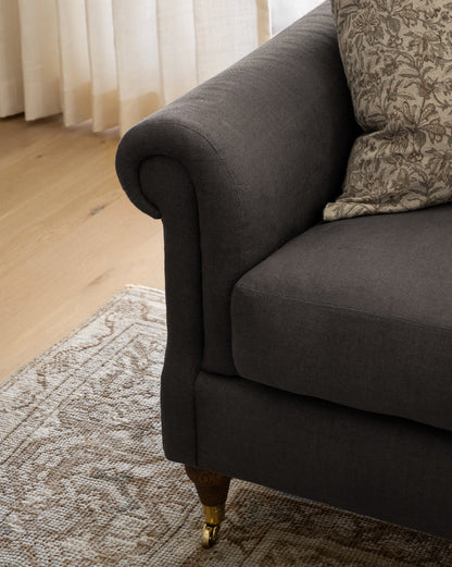 Hildegard Sofa 90"